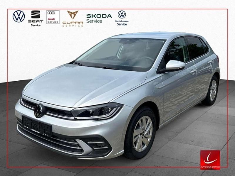 Gebraucht VW Polo IQ Drive 95 PS (69 kW) 2024 Reflexsilber metallic Limousine