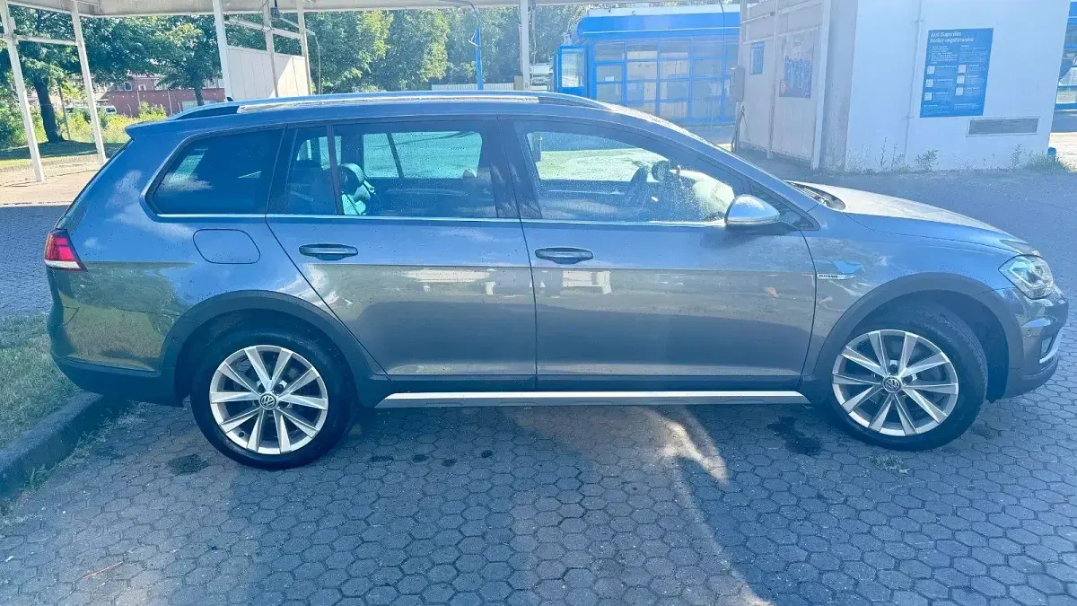 Gebraucht VW Golf VII 184 PS (135 kW) 2019 Grau Kombi