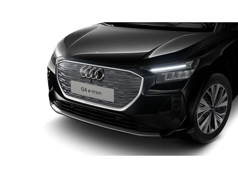 Gebraucht Audi Q4 e-tron Ambiente 250 kW (340 PS) 2025 Schwarz SUV