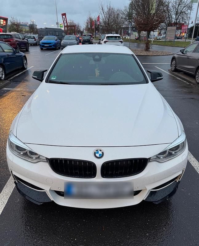 Weiß Gebraucht 2016 BMW 435 Gran Coupé M Sport Coupé | 23.000 € (Fairer Preis) - Bild 1/4