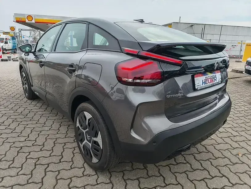 Używany Citroën C4 Feel 131 KM (96 kW) 2021 Szary Sedan/Limuzyna