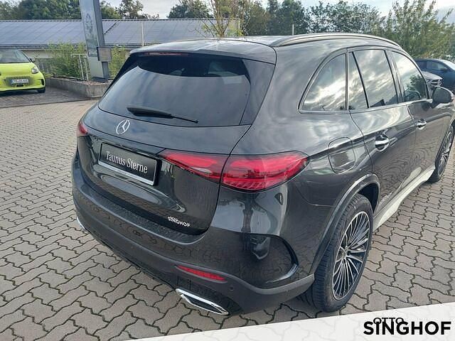 Gebraucht Mercedes GLC300 AMG 269 PS (197 kW) 2024 Andere farbe SUV