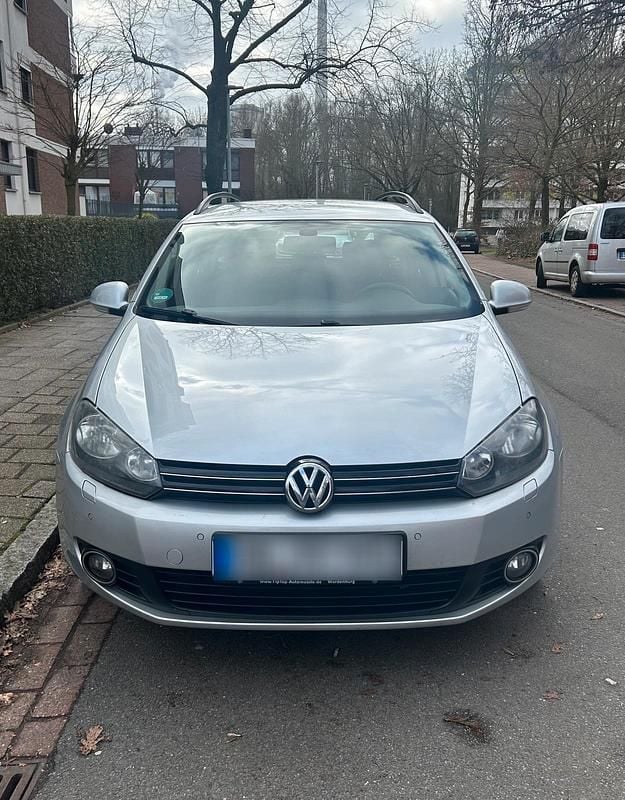 Gebraucht VW Golf VI 105 PS (77 kW) 2011 Silber Kleinwagen