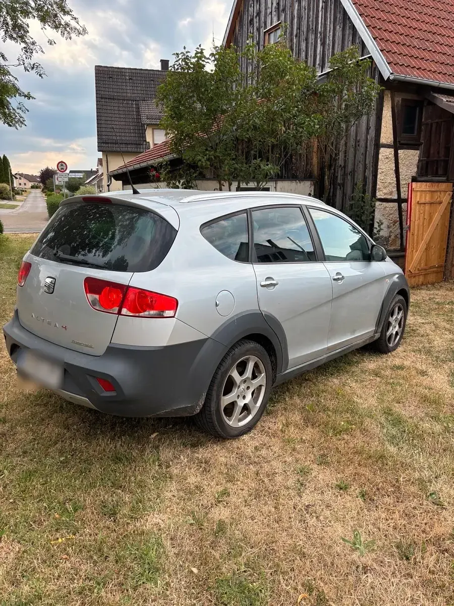 Gebraucht Seat Altea 200 PS (147 kW) 2008 Silber Kombi
