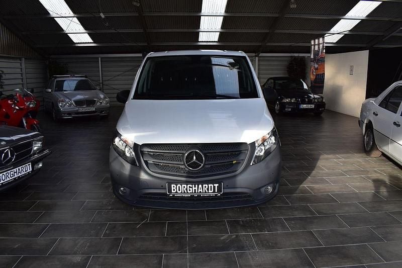 Gebraucht Mercedes Vito 102 PS (75 kW) 2019 Weiß Van