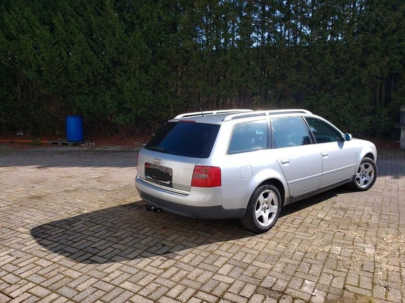 Gebraucht Audi A6 165 PS (121 kW) 1999 Silber Kombi