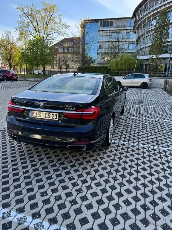 Brugt BMW 730 Performance 258 HK (189 kW) 2016 Blå Sedan