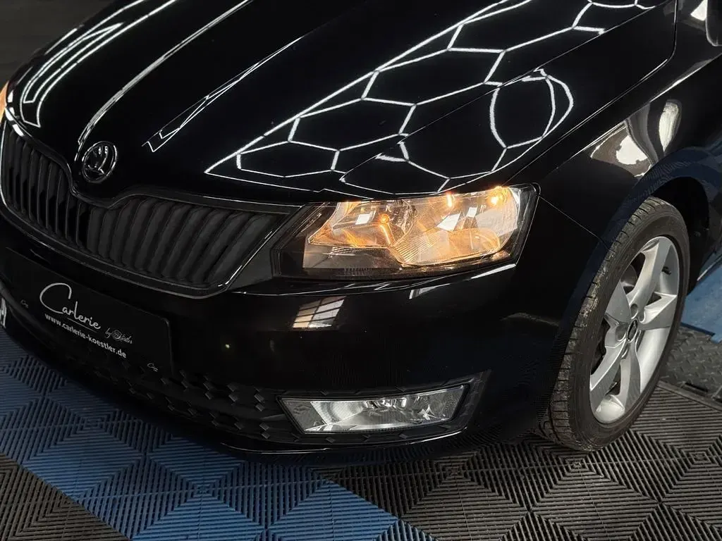 Gebraucht Skoda Rapid 110 PS (80 kW) 2015 Schwarz Kleinwagen