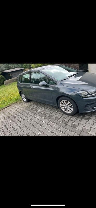 Grau Gebraucht 2018 VW Golf VII Kombi | 12.500 € (Guter Preis) - Bild 1/4
