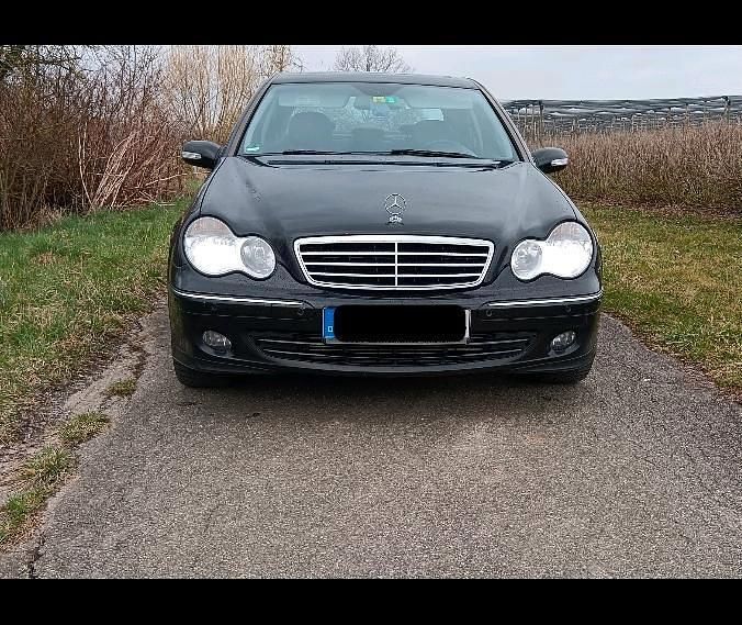 Gebraucht Mercedes C320 224 PS (164 kW) 2006 Schwarz Limousine