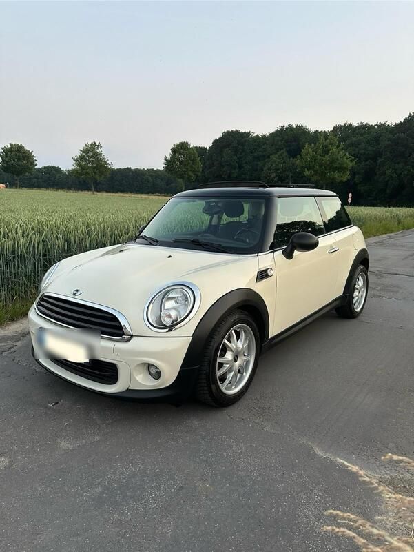 Beige Gebraucht 2010 Mini ONE Kleinwagen | 5.400 € - Bild 1/4