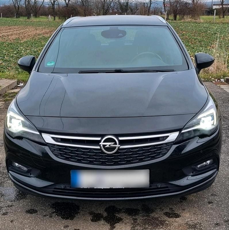 Gebraucht Opel Astra Innovation 160 PS (117 kW) 2017 Schwarz Kombi