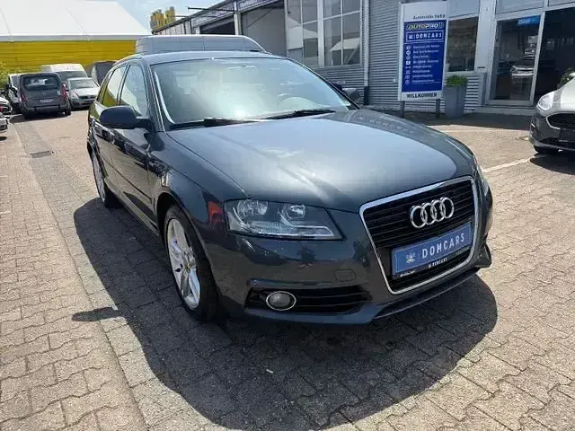 Gebraucht Audi A3 S-Line 140 PS (102 kW) 2012 Grau Kleinwagen
