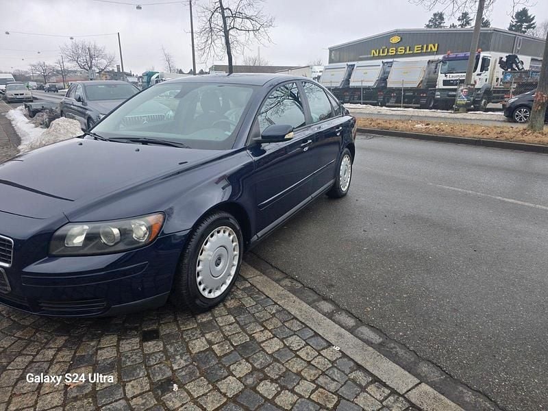 Gebraucht Volvo S40 Kinetic 140 PS (102 kW) 2004 Blau Limousine