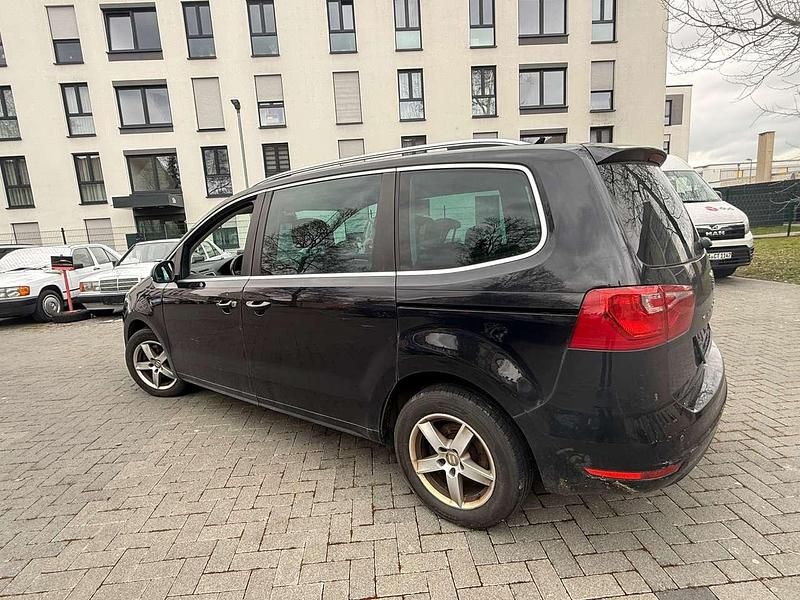 Gebraucht Seat Alhambra Style 140 PS (102 kW) 2013 "deep" schwarz Van / Kleinbus