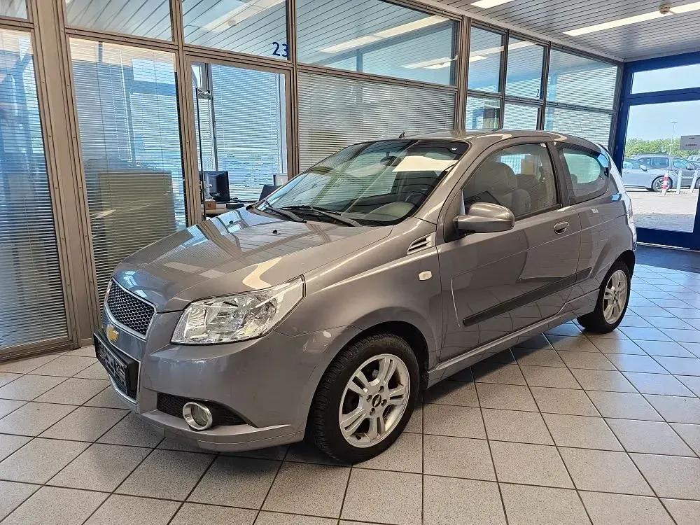 Gebraucht Chevrolet Aveo 101 PS (74 kW) 2008 Graumet. Kleinwagen