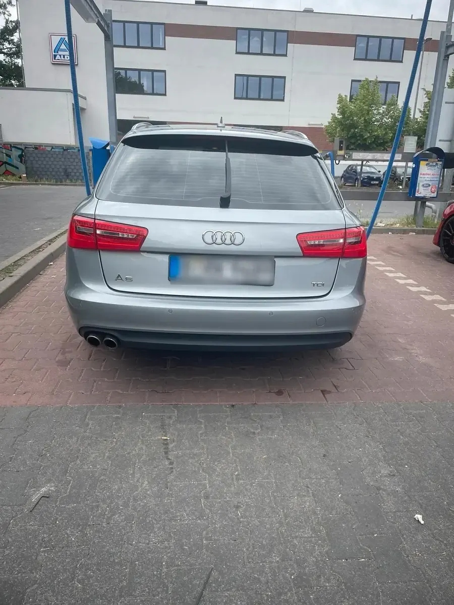 Gebraucht Audi A6 177 PS (130 kW) 2013 Grau Kombi