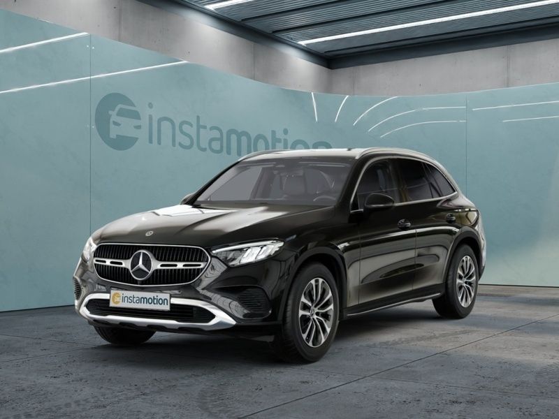 Gebraucht Mercedes GLC200 204 PS (150 kW) 2024 Schwarz SUV