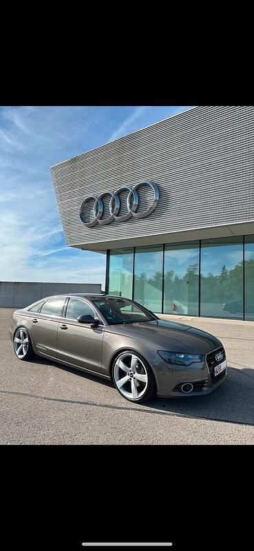 Grau Gebraucht 2013 Audi A6 Comfort Limousine | 11.000 € (Superpreis) - Bild 1/4