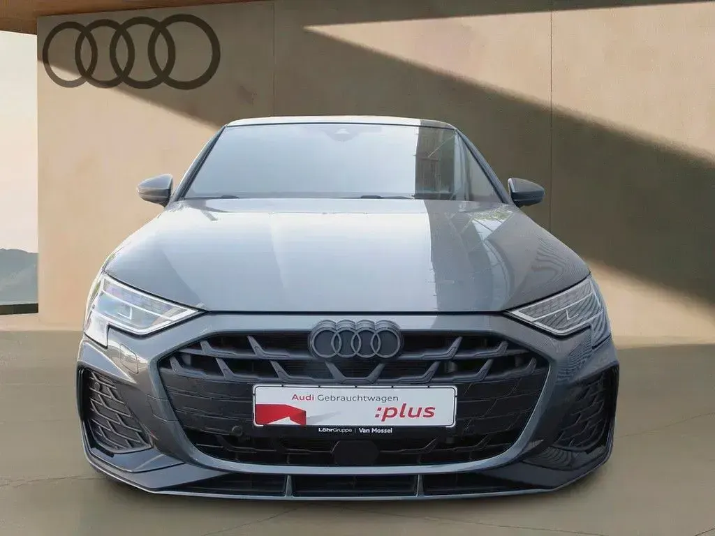 Gebraucht Audi A3 S-Line 204 PS (150 kW) 2025 Daytonagrau perleffekt Limousine