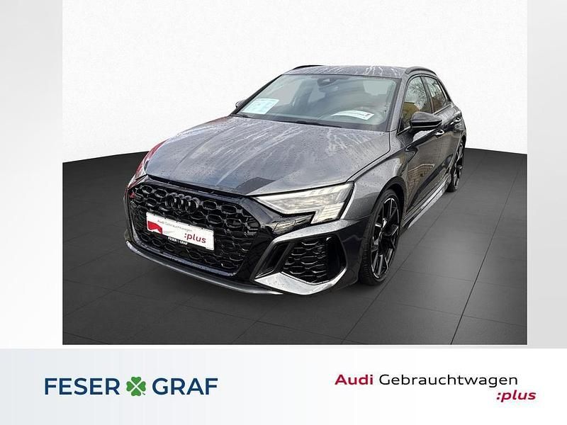 Daytonagrau perleffekt Gebraucht 2022 Audi RS3 Sportback Ambiente Kleinwagen | 49.380 € (Fairer Preis) - Bild 1/3