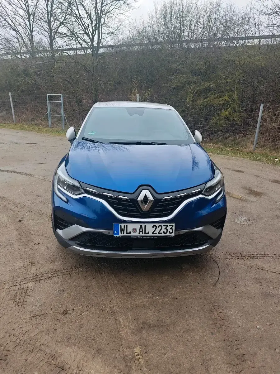 Używany Renault Captur 140 KM (102 kW) 2022 Niebieski SUV