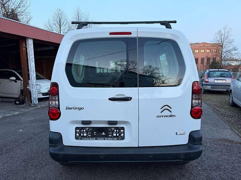 Gebraucht Citroën Berlingo Business Class 49 kW (67 PS) 2016 Lack weiss banquise Van / Kleinbus