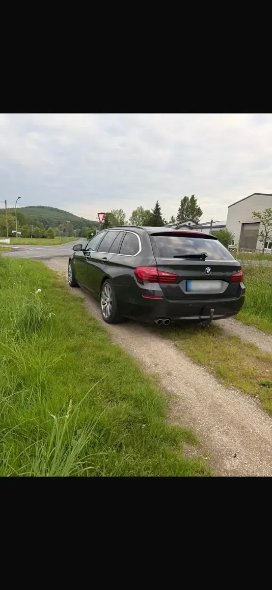 Gebraucht BMW 520 190 PS (139 kW) 2013 Grau Kombi
