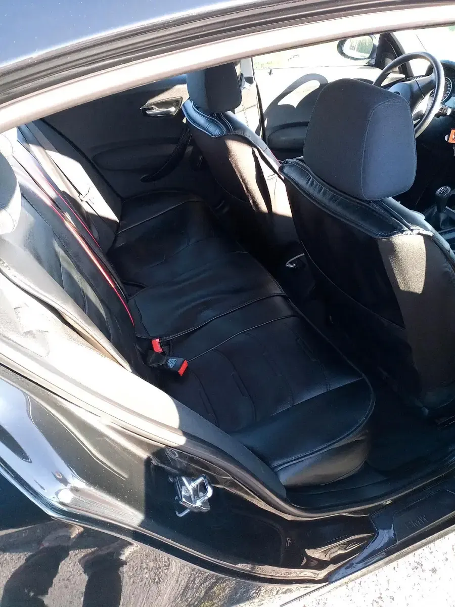 Gebraucht BMW 116 116 PS (85 kW) 2005 Schwarz Kleinwagen