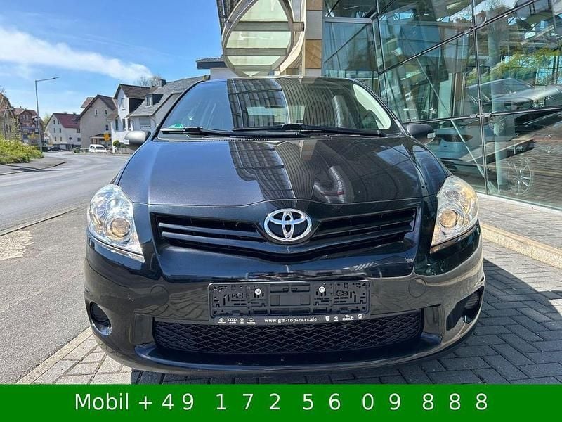 Gebraucht Toyota Auris Live 90 PS (66 kW) 2012 Schwarz Limousine