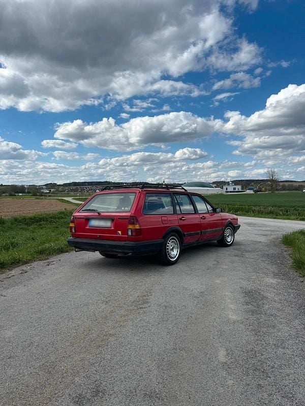 Usata VW Passat 90 CV (66 kW) 1987 Rosso Station wagon