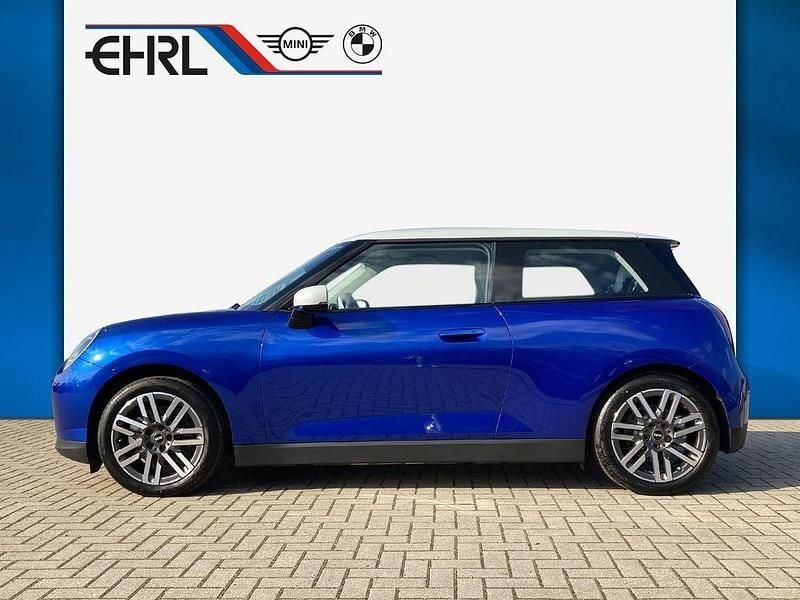 Gebraucht Mini Cooper 135 kW (184 PS) 2025 Blazing blue Kleinwagen