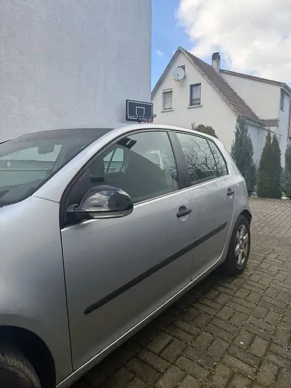 Gebraucht VW Golf IV 75 PS (55 kW) 2005 Silber Limousine