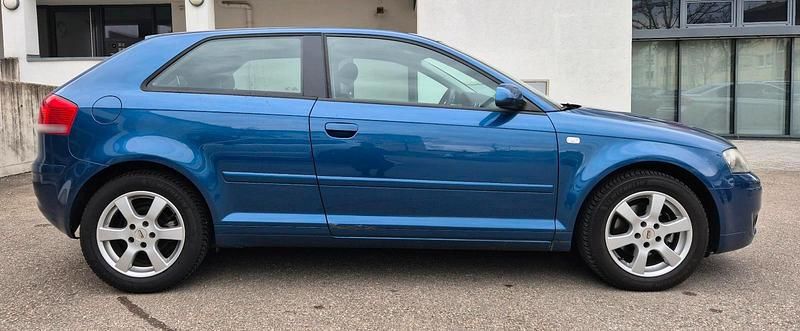 Gebraucht Audi A3 105 PS (77 kW) 2005 Blau Kleinwagen