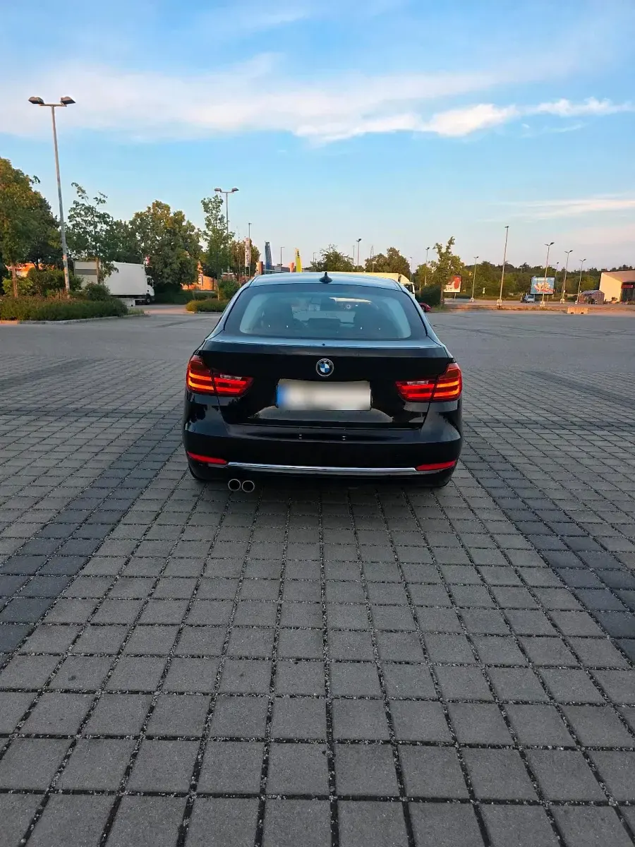 Gebraucht BMW 330 Luxury Line 258 PS (189 kW) 2016 Limousine