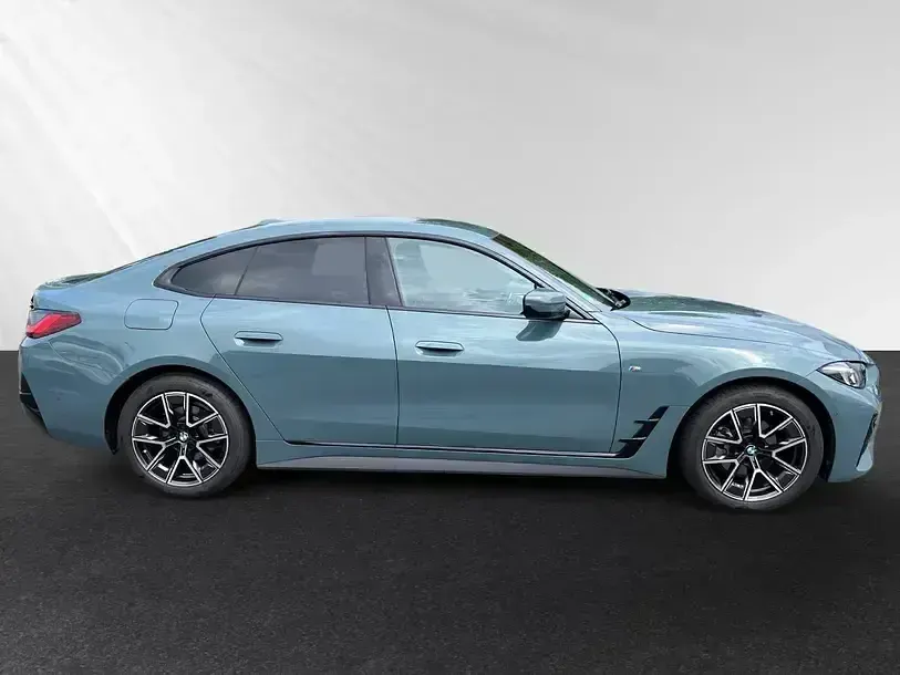 Gebraucht BMW 420 Gran Coupé M Sport 190 PS (139 kW) 2025 Cape york grün Coupé