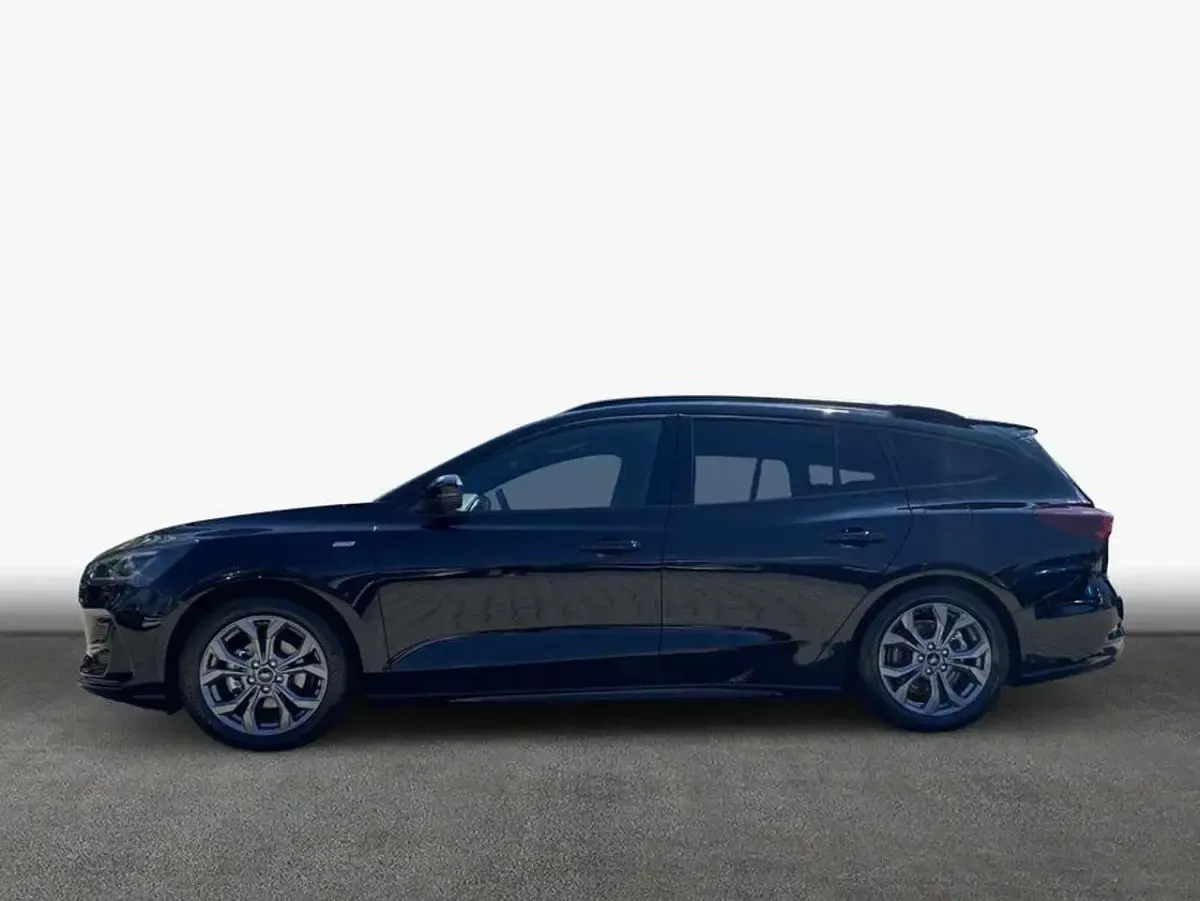 Gebraucht Ford Focus ST-Line X 155 PS (114 kW) 2024 Agate black metallic Kombi