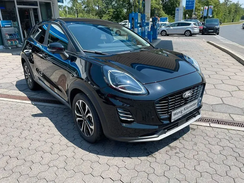 Gebraucht Ford Puma Titanium 125 PS (91 kW) 2025 Obsidianschwarz metallic SUV