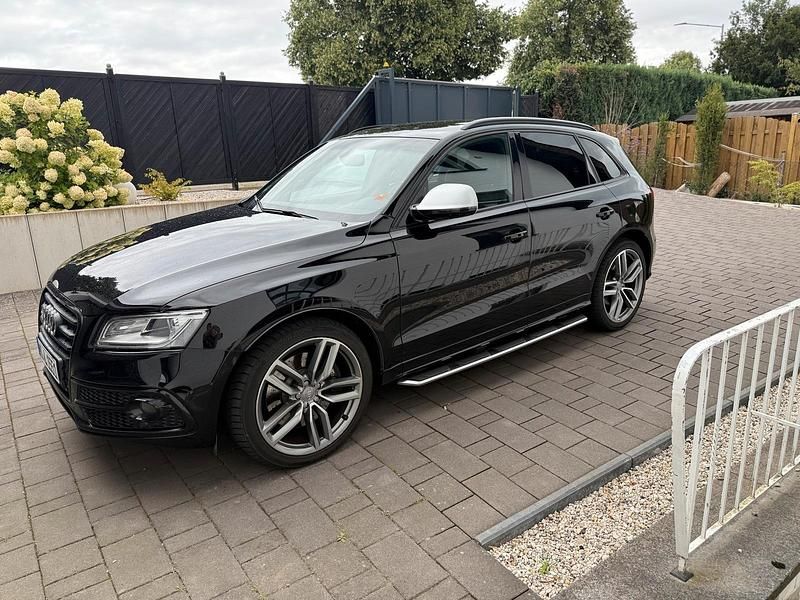 Schwarz Gebraucht 2016 Audi SQ5 Competition SUV | 12.200 € (Fairer Preis) - Bild 1/4