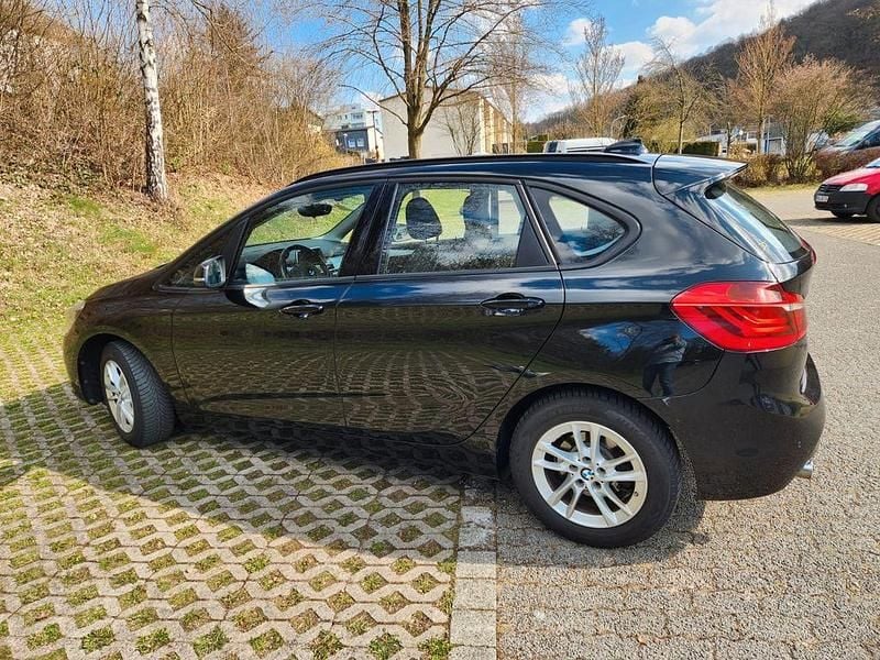 Gebraucht BMW 218 Active Tourer 150 PS (110 kW) 2017 Schwarz Van / Kleinbus