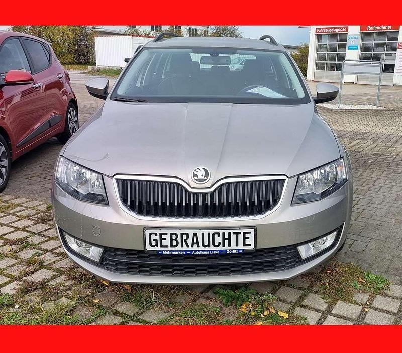 Beige metallic Gebraucht 2014 Skoda Octavia Elegance Kombi | 15.200 € (Teuer) - Bild 1/4