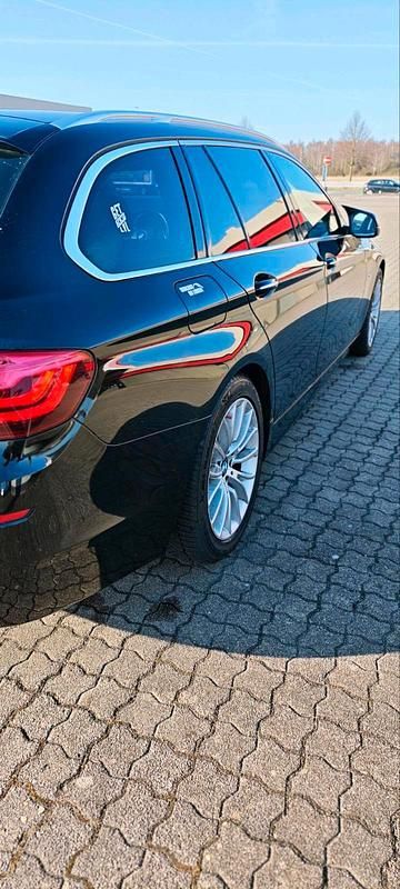 Gebraucht BMW 520 190 PS (139 kW) 2016 Schwarz Kombi