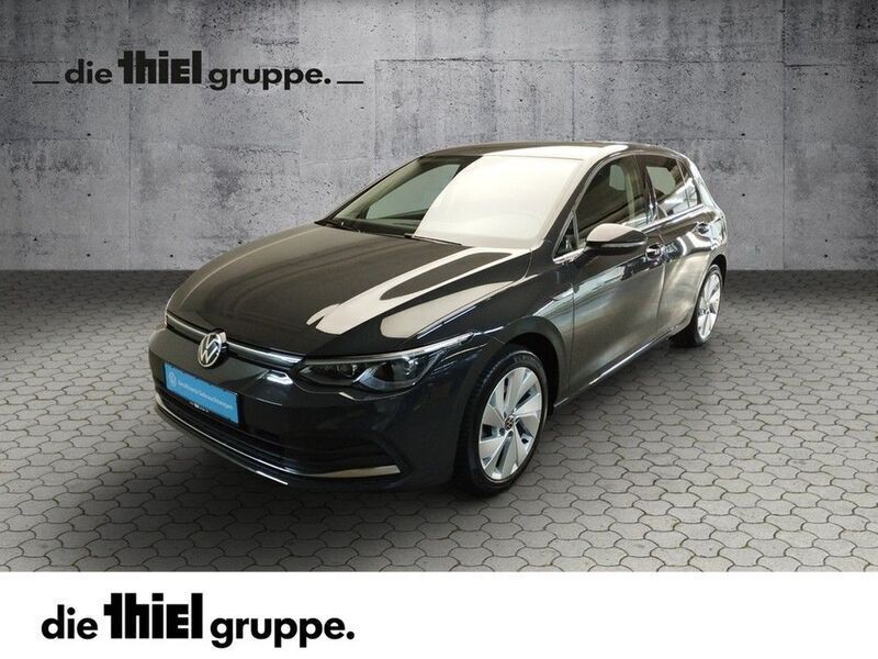 Grau Gebraucht 2021 VW Golf VIII Style Limousine | 19.990 € (Guter Preis) - Bild 1/4