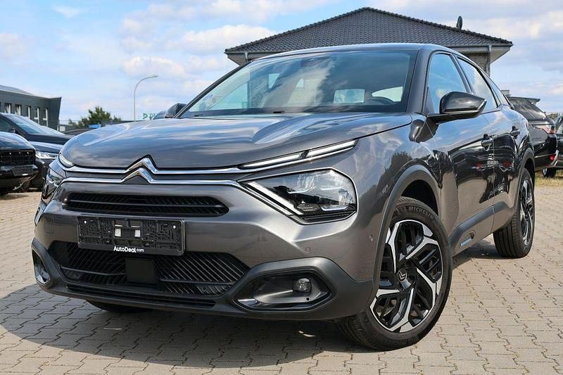 Grau Gebraucht 2021 Citroën C4 Feel SUV | 12.733 € (Guter Preis) - Bild 1/4