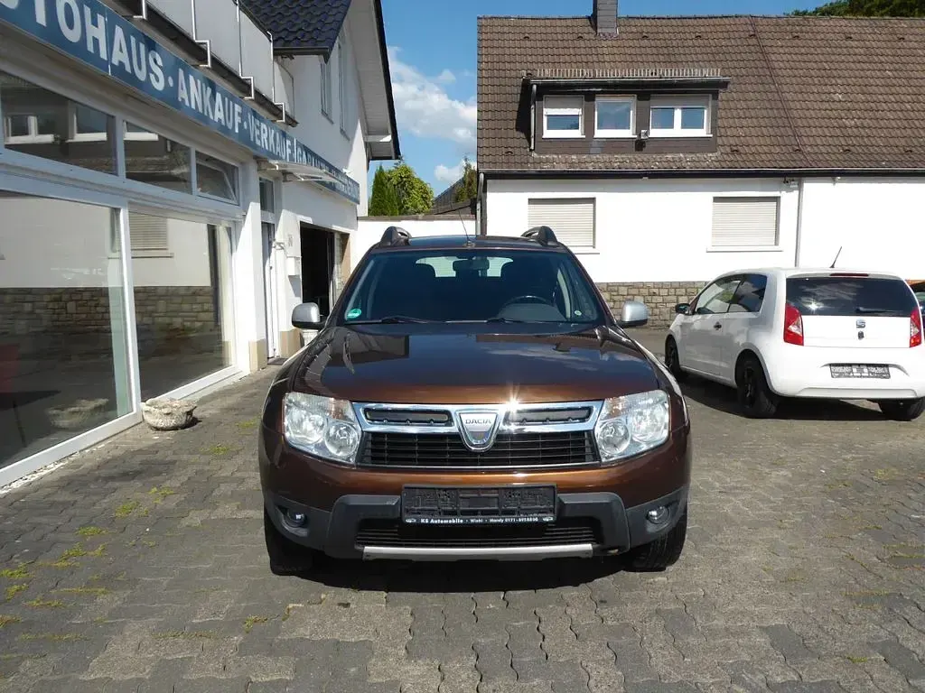 Occasion Dacia Duster Lauréate 105 ch (77 kW) 2010 Marron SUV