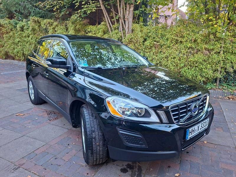 Schwarz Gebraucht 2012 Volvo XC60 Drive Kinetic SUV | 11.500 € (Fairer Preis) - Bild 1/4