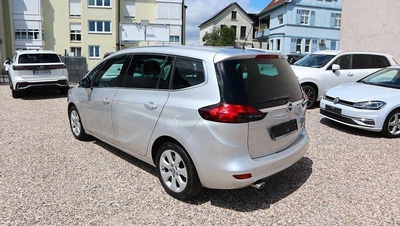 Gebraucht Opel Zafira Innovation 136 PS (100 kW) 2018 Argonsilber Van / Kleinbus