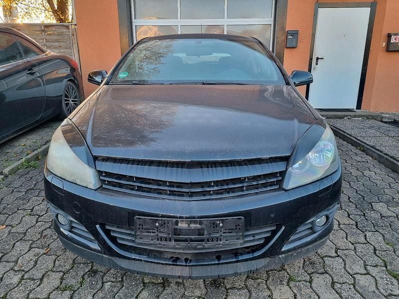 Gebraucht Opel Astra GTC 105 PS (77 kW) 2005 Schwarz Coupé