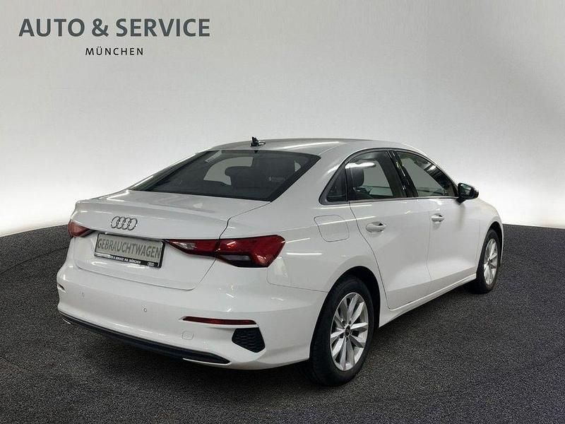 Gebraucht Audi A3 110 PS (80 kW) 2023 Weiß Limousine