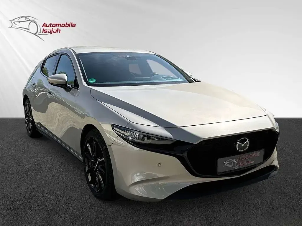 Używany Mazda 3 Selection 186 KM (136 kW) 2023 Sedan/Limuzyna